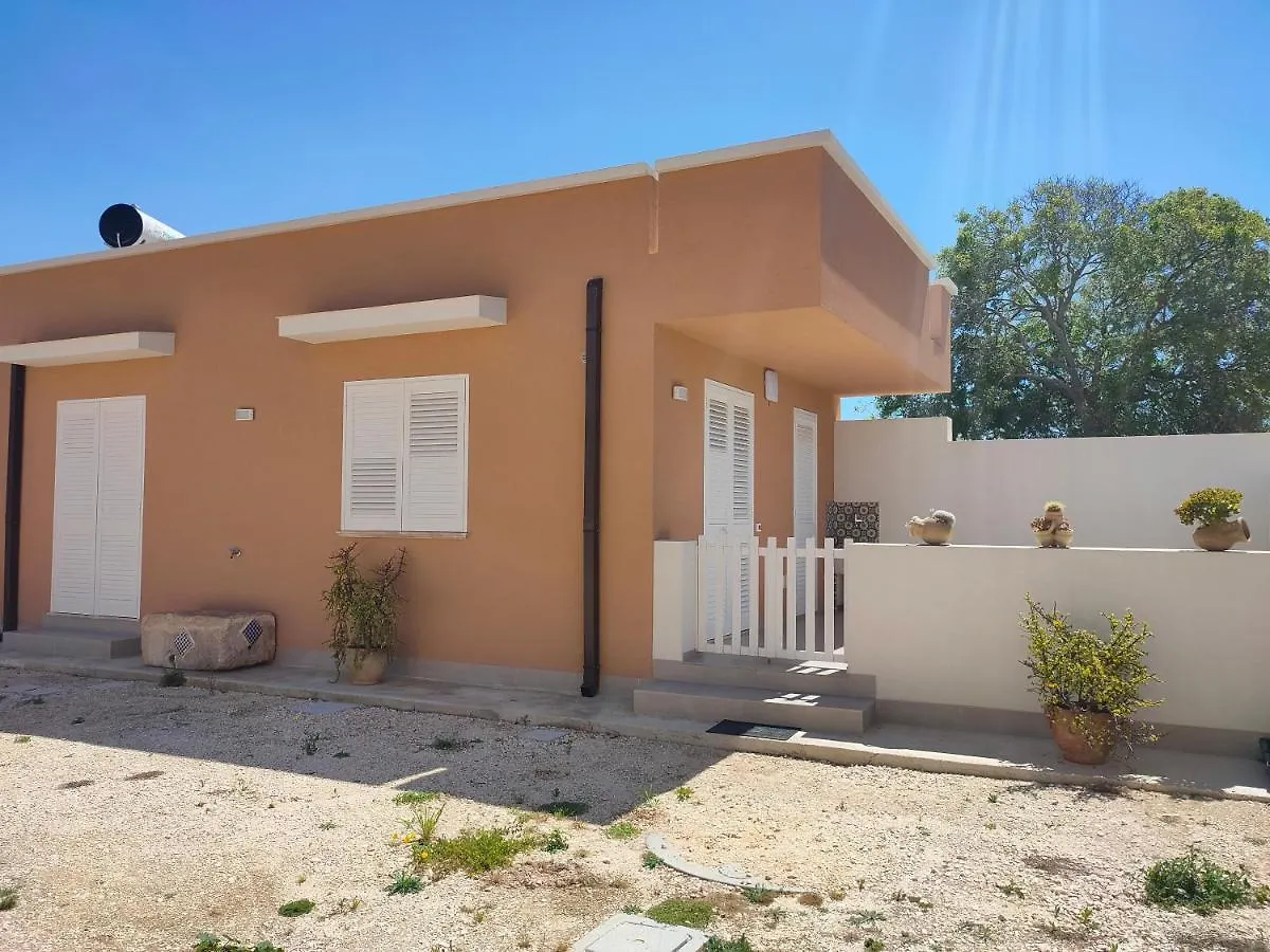 La Casetta Del Fico D'India Marsala Holiday home